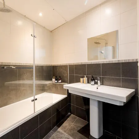Διαμέρισμα Montcler Moderne Et Spacieux Trois Ch Hypercentre Avec Vue *