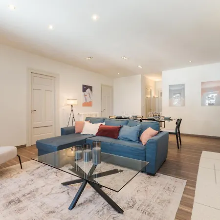 Montcler Moderne Et Spacieux Trois Ch Hypercentre Avec Vue Διαμέρισμα