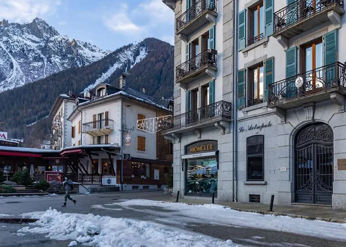 Montcler Moderne Et Spacieux Trois Ch Hypercentre Avec Vue *